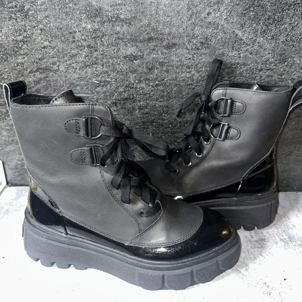 Sorel Caribou X Lace Up Boots Leather Patent Booties Waterproof Black Size 10